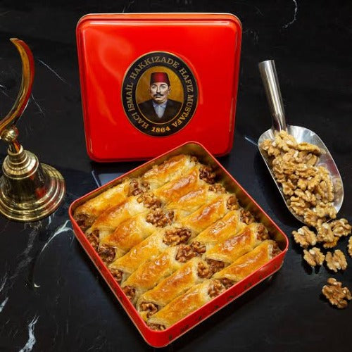 Walnut Butterfly Baklava , Hafız Mustafa